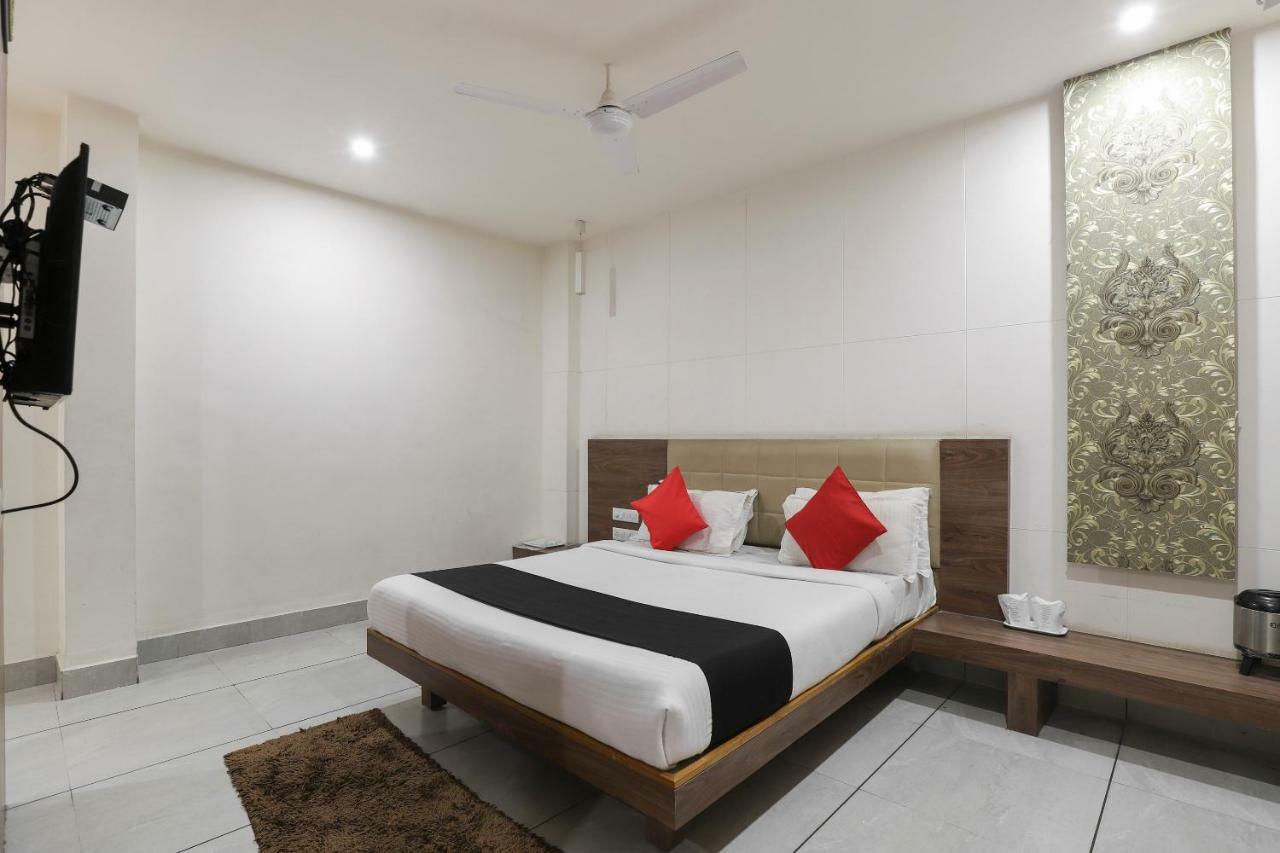 Hotel Apple Residency Pātan Exterior foto